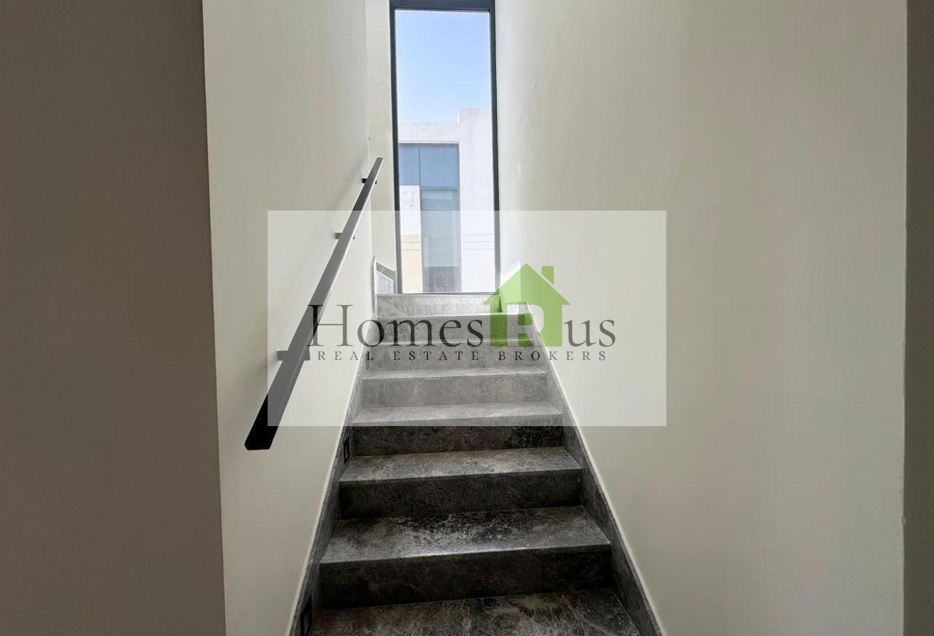 Zero Commission | Single Row | Unfurnished photo 24