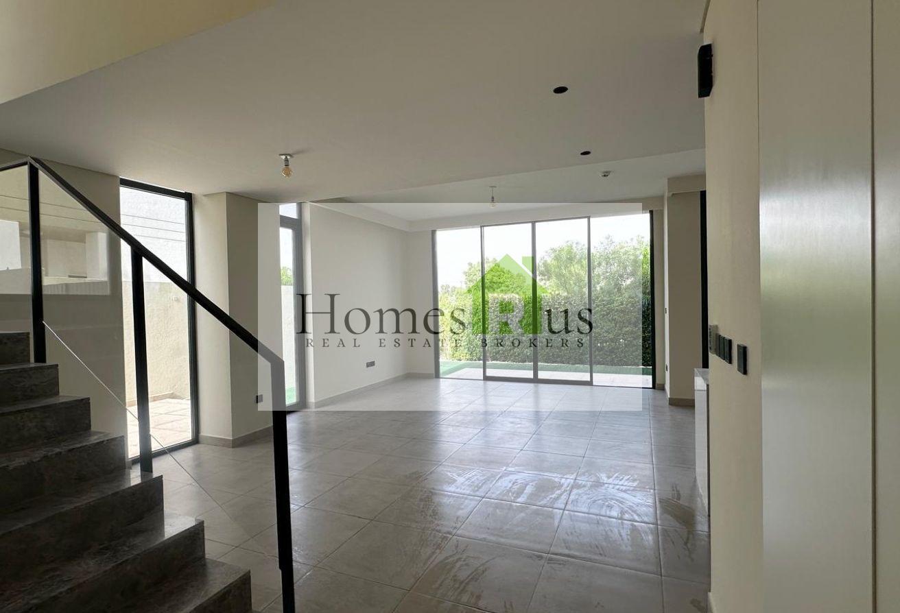 Zero Commission | Single Row | Unfurnished photo 2