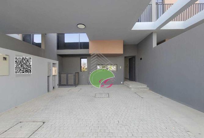 87869737 - Property Main Image