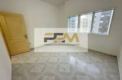 شقة - 3 غرف نوم - 4 حمامات للايجار في شارع حمدان - أبوظبي