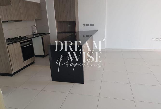 83222471 - Property Image 3