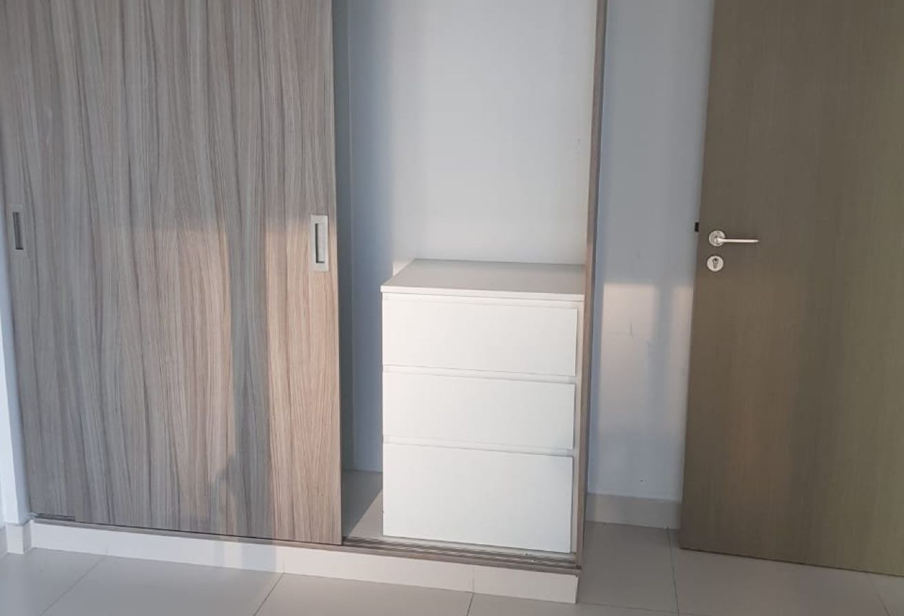 Elegant 1BR | Pool View | Vibrant Community