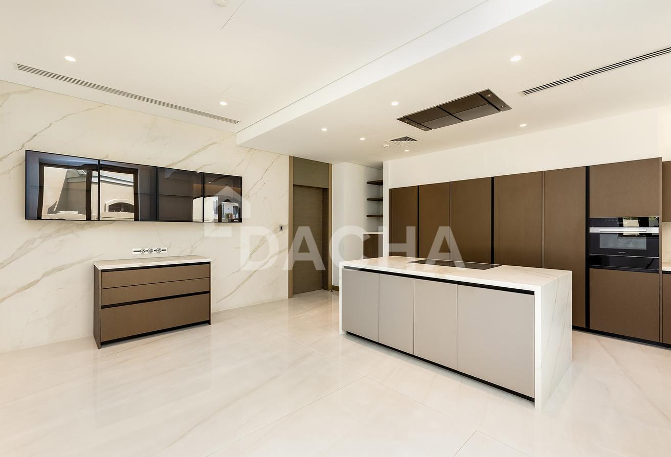 Luxury Family Home | Full Golf Views photo 9