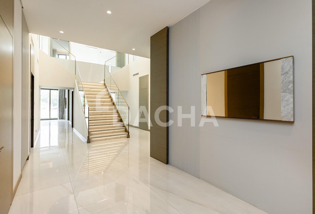 Luxury Family Home | Full Golf Views photo 4
