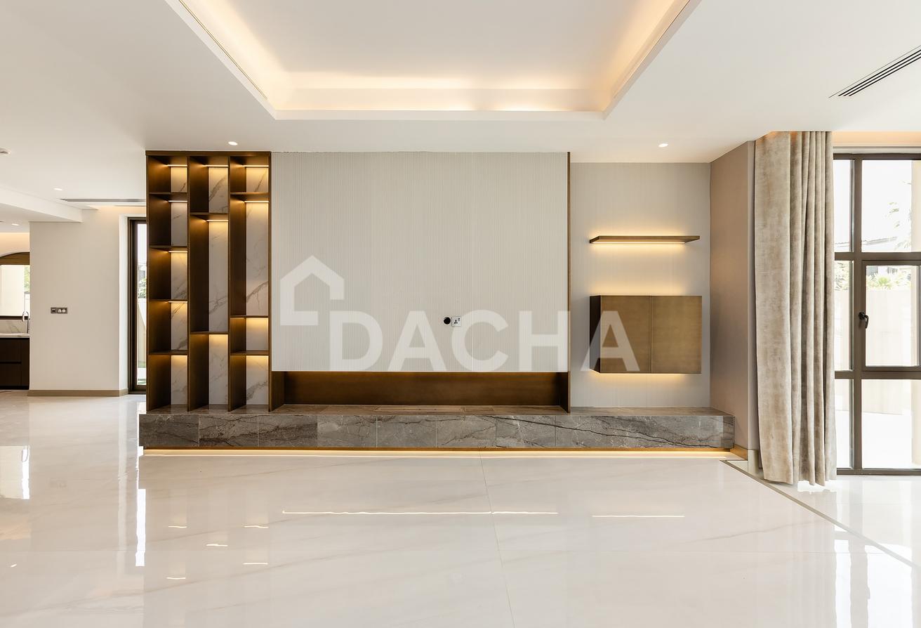 Luxury Family Home | Full Golf Views photo 12