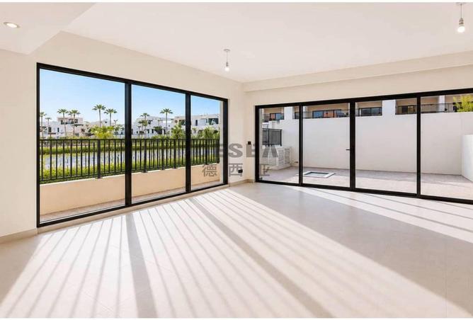 123818018 - Property Image 2