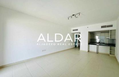Apartment - 2 - 3 for rent in Oxford Building - District 14 - Jumeirah Village Circle - Dubai