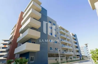 Apartment - 2 Bedrooms - 3 Bathrooms for sale in Tower 1 - Al Reef Downtown - Al Reef - Abu Dhabi