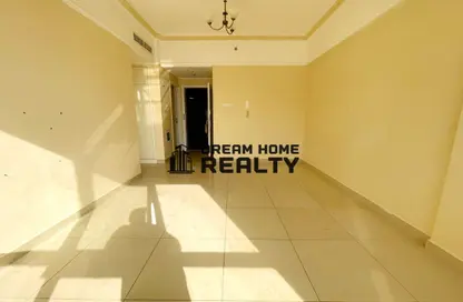 Apartment - 1 Bedroom - 2 Bathrooms for rent in Al Hafeet Tower - Al Khan - Sharjah