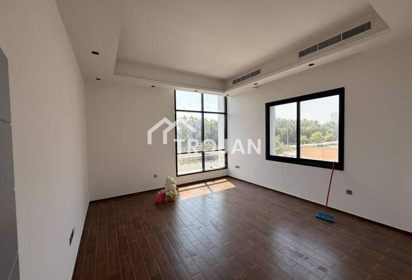 Contemporary 5BR Villa |Private Pool | Negotiable photo 26