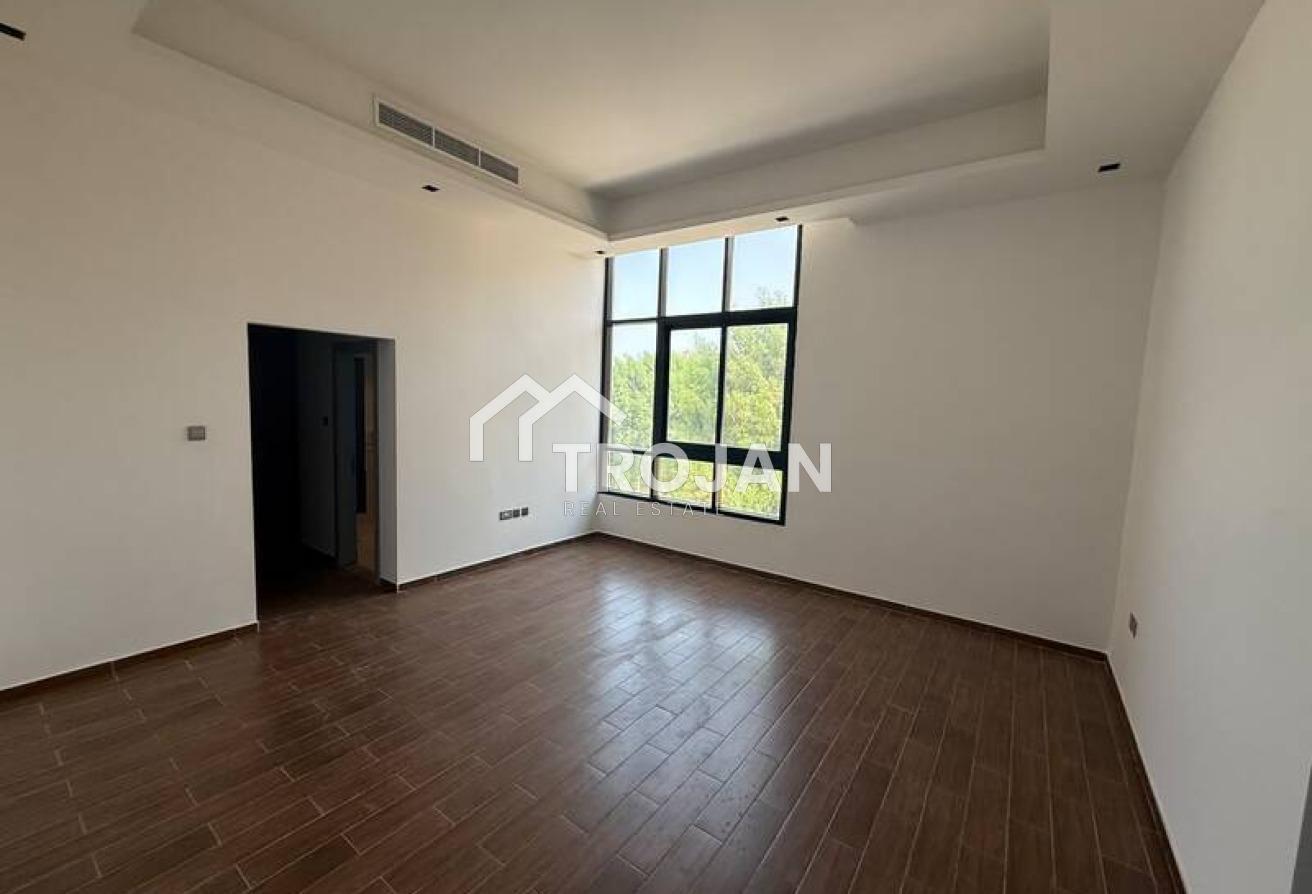 Contemporary 5BR Villa |Private Pool | Negotiable photo 7