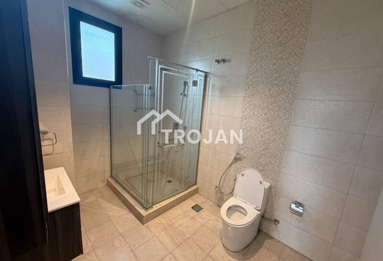 Contemporary 5BR Villa |Private Pool | Negotiable photo 24