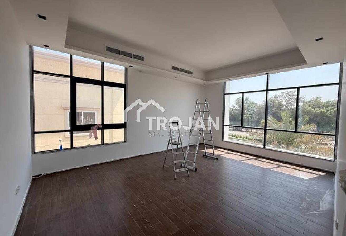 Contemporary 5BR Villa |Private Pool | Negotiable photo 4