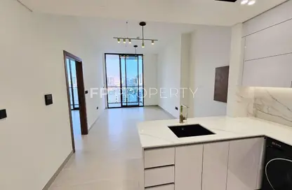 شقة - غرفة نوم - 2 حمامات للبيع في بن غاطي جارديني - منطقة 11 - قرية جميرا الدائرية - دبي