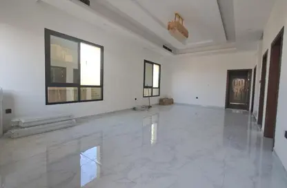 فيلا - 5 غرف نوم - 8 حمامات للايجار في برج العامرة - العامرة - عجمان