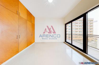 Apartment - 4 Bedrooms - 4 Bathrooms for rent in Golden Sands 9 - Al Mankhool - Bur Dubai - Dubai