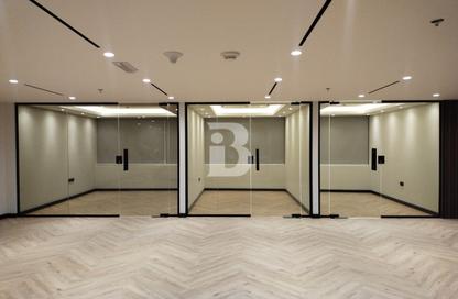 Office Space - Studio for rent in The Regal Tower - Business Bay - Dubai