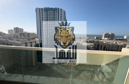 شقة - غرفة نوم - 2 حمامات للايجار في مساكن كورنيش عجمان - طريق كورنيش عجمان - عجمان