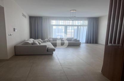 Apartment - 2 Bedrooms - 3 Bathrooms for rent in Daisy - Al Furjan - Dubai