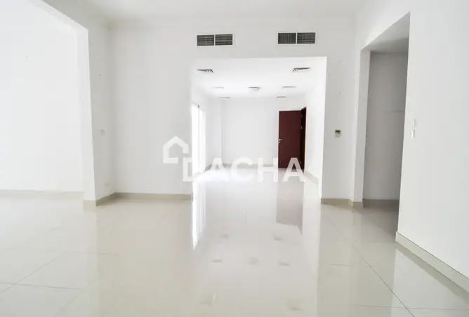 165596650 - Property Image 3