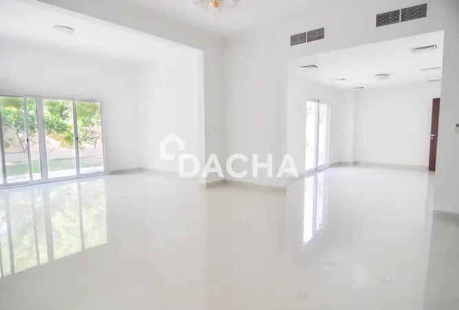165596650 - Property Image 2