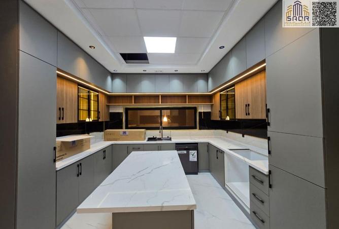 75020348 - Property Image 2
