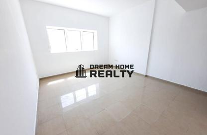 Apartment - 1 - 2 for rent in Suroor Towers - Al Khan - Sharjah Apartment - 1 - 2 for rent in Suroor Towers - Al Khan - Sharjah