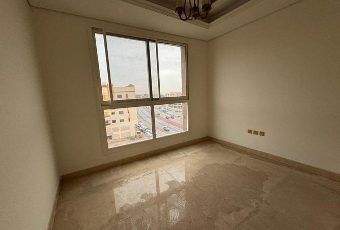 73114016 - Property Image 2