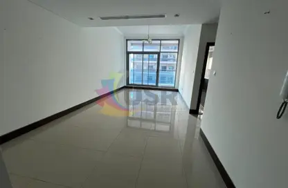 شقة - غرفة نوم - 2 حمامات للايجار في برج ويمبلي - مدينة دبي الرياضية - دبي