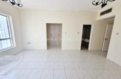 Apartment - 1 Bedroom - 2 Bathrooms for rent in New Al Taawun Road - Al Taawun - Sharjah