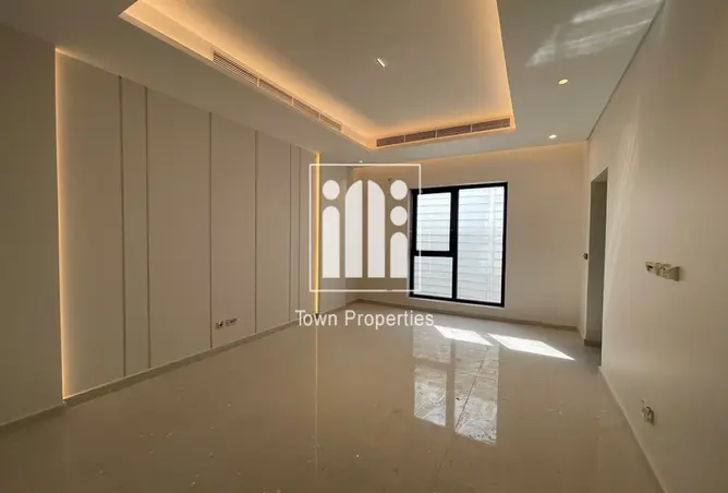 165502407 - Property Image 3