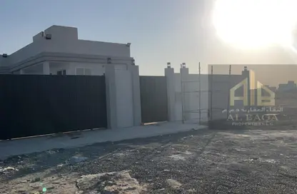 فيلا - 3 غرف نوم - 4 حمامات للبيع في المنامة - عجمان