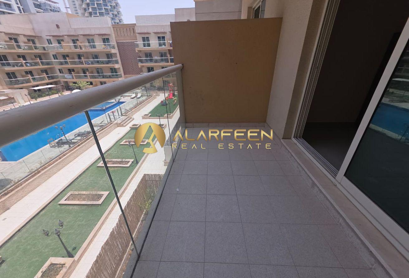 Studio Apartment | Roxana Residence C | Pool View photo 4