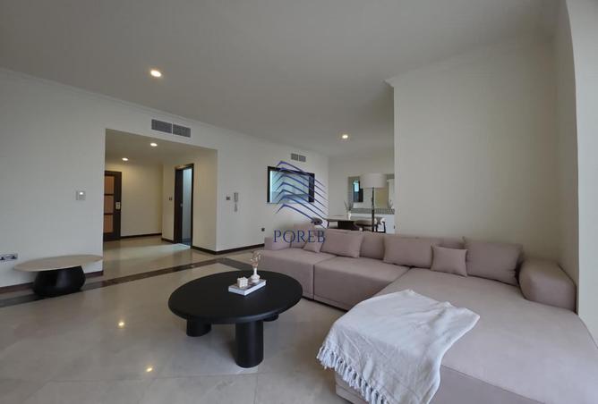 53171066 - Property Image 2