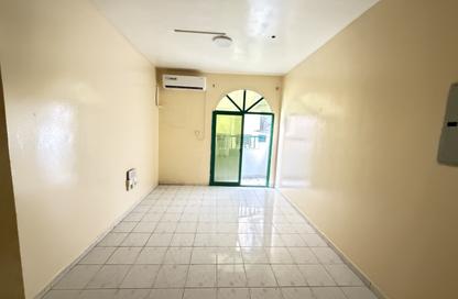 Apartment - 1 - 1 for rent in Bu Tina Building 2 - Bu Tina - Al Sharq - Sharjah