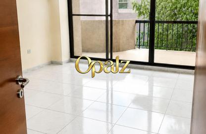 Apartment - 3 Bedrooms - 2 Bathrooms for rent in Golden Sands 1 - Al Mankhool - Bur Dubai - Dubai Apartment - 3 Bedrooms - 2 Bathrooms for rent in Golden Sands 1 - Al Mankhool - Bur Dubai - Dubai