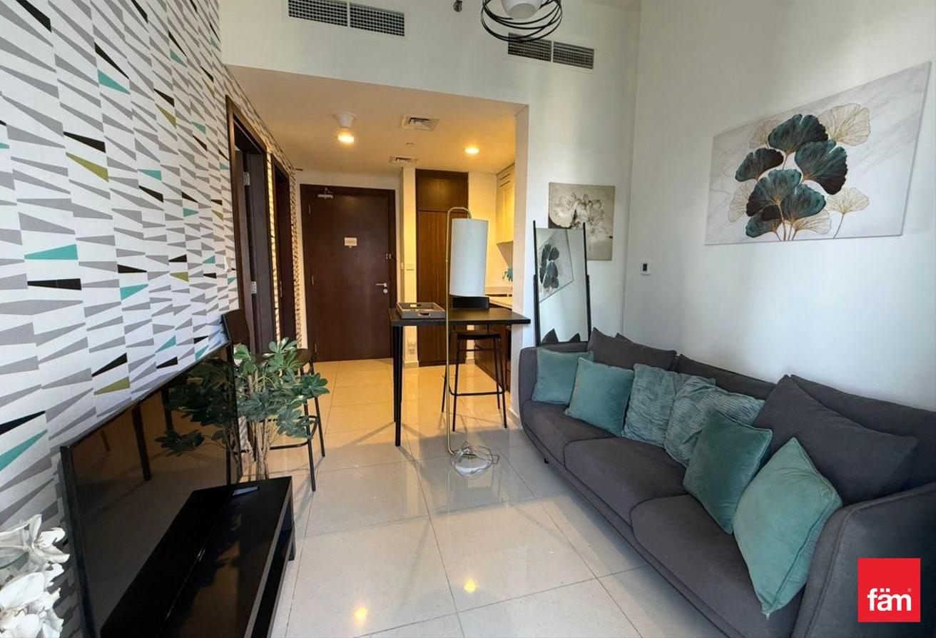 Fully Furnished | Partial Canal View photo 4