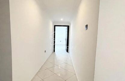 Apartment - 3 - 3 for rent in Al Khan Lagoon Tower - Al Khan Lagoon - Al Khan - Sharjah