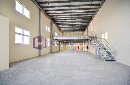 Warehouse - Studio for rent in Dubai Investment Park 1 (DIP 1) - Dubai Investment Park (DIP) - Dubai