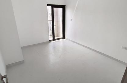 Apartment - 2 - 2 for rent in Al Qulaya'ah - Al Sharq - Sharjah Apartment - 2 - 2 for rent in Al Qulaya'ah - Al Sharq - Sharjah