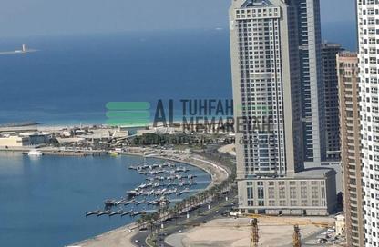 شقة - 2 غرف نوم - 3 حمامات للبيع في برج مرسى العرب - الخان - الشارقة