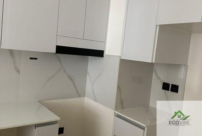 97810233 - Property Image 3