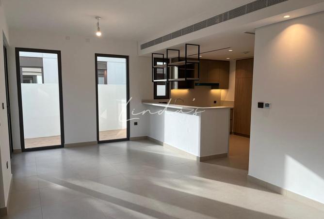 75011654 - Property Image 2