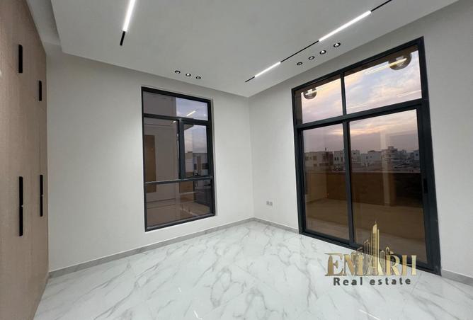 89653373 - Property Image 3