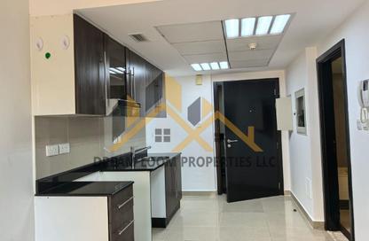 Apartment - Studio - 1 for sale in Tower 24 - Al Reef Downtown - Al Reef - Abu Dhabi