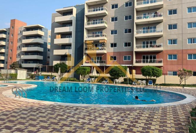 BALCONY      /       VACANT SOON /     RENT REFUND