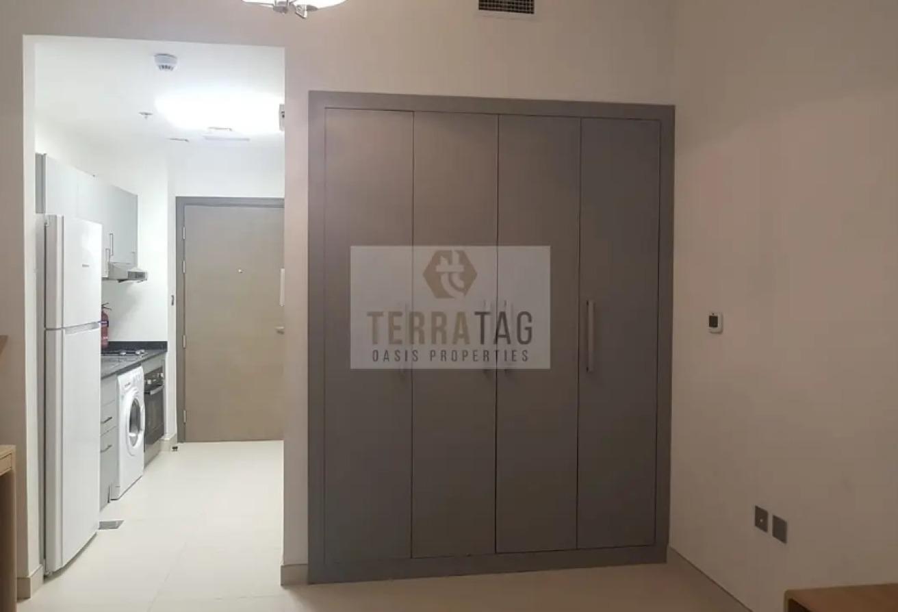 Near to Metro | Furnished Studio | With Balcony photo 2
