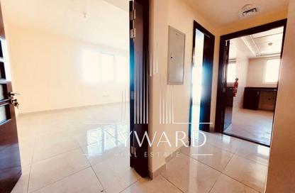 Apartment - 2 Bedrooms - 2 Bathrooms for rent in Shabiya - Mussafah - Abu Dhabi