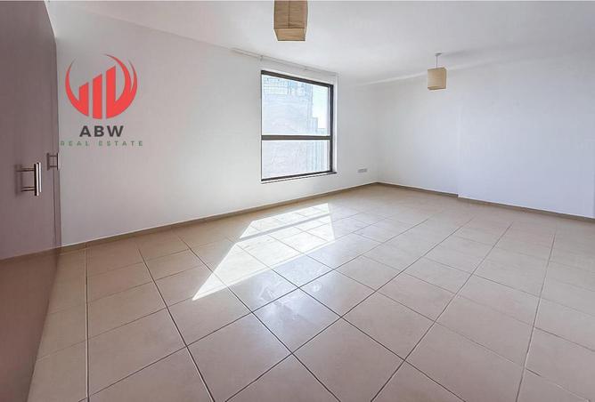 90933776 - Property Main Image