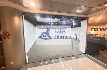 Shop - Studio for rent in Pyramid Centre - Oud Metha - Bur Dubai - Dubai